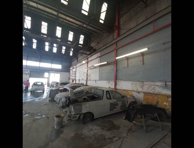 995M² WAREHOUSE FOR SALE IN JOHANNESBURG CENTRAL